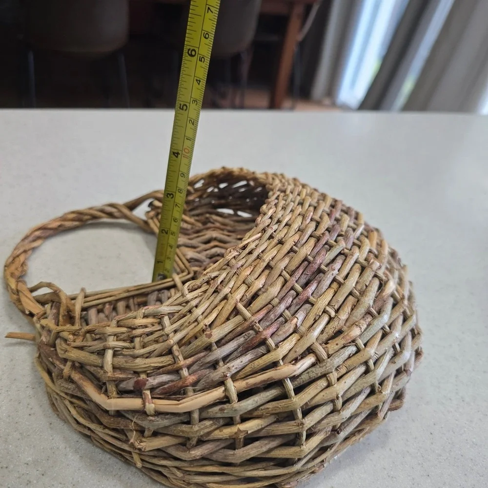 Rustic Woven Grapevine Hanging Wall Basket Boho Farmhouse Twig wall Pocket
